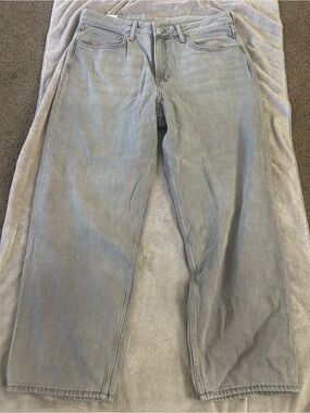 H&M Light Gray Wide-Leg Jeans